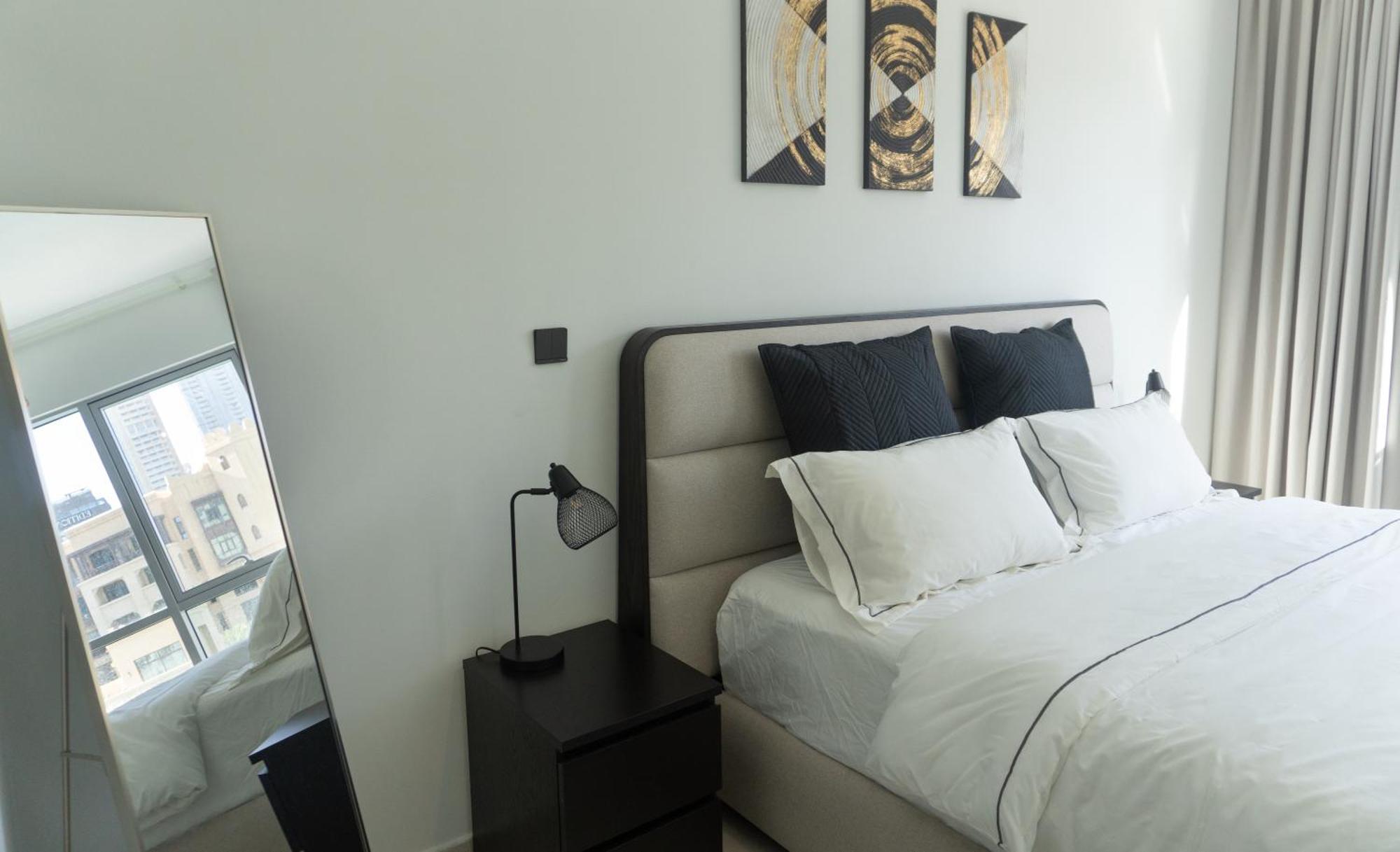 Downtown Oasis, Burj Khalifa Views, Luxury Amenities Appartement Dubai Buitenkant foto