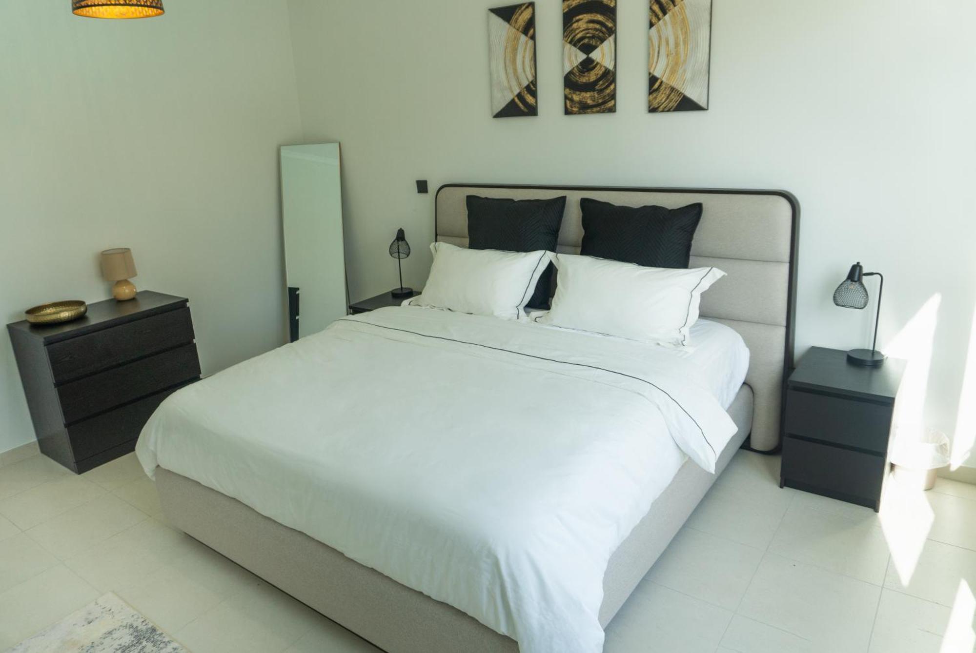 Downtown Oasis, Burj Khalifa Views, Luxury Amenities Appartement Dubai Buitenkant foto