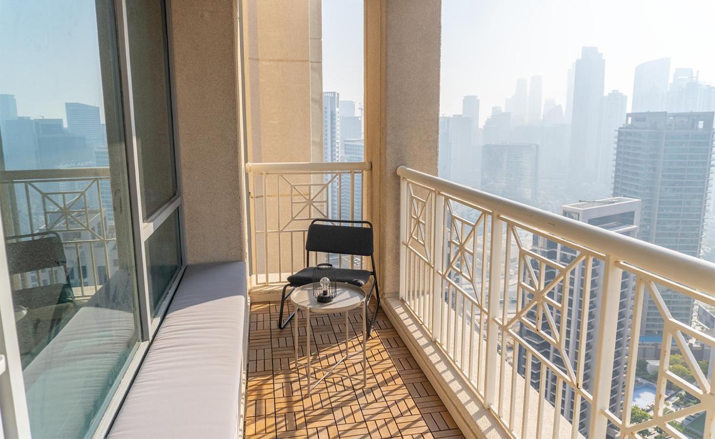 Downtown Oasis, Burj Khalifa Views, Luxury Amenities Appartement Dubai Buitenkant foto