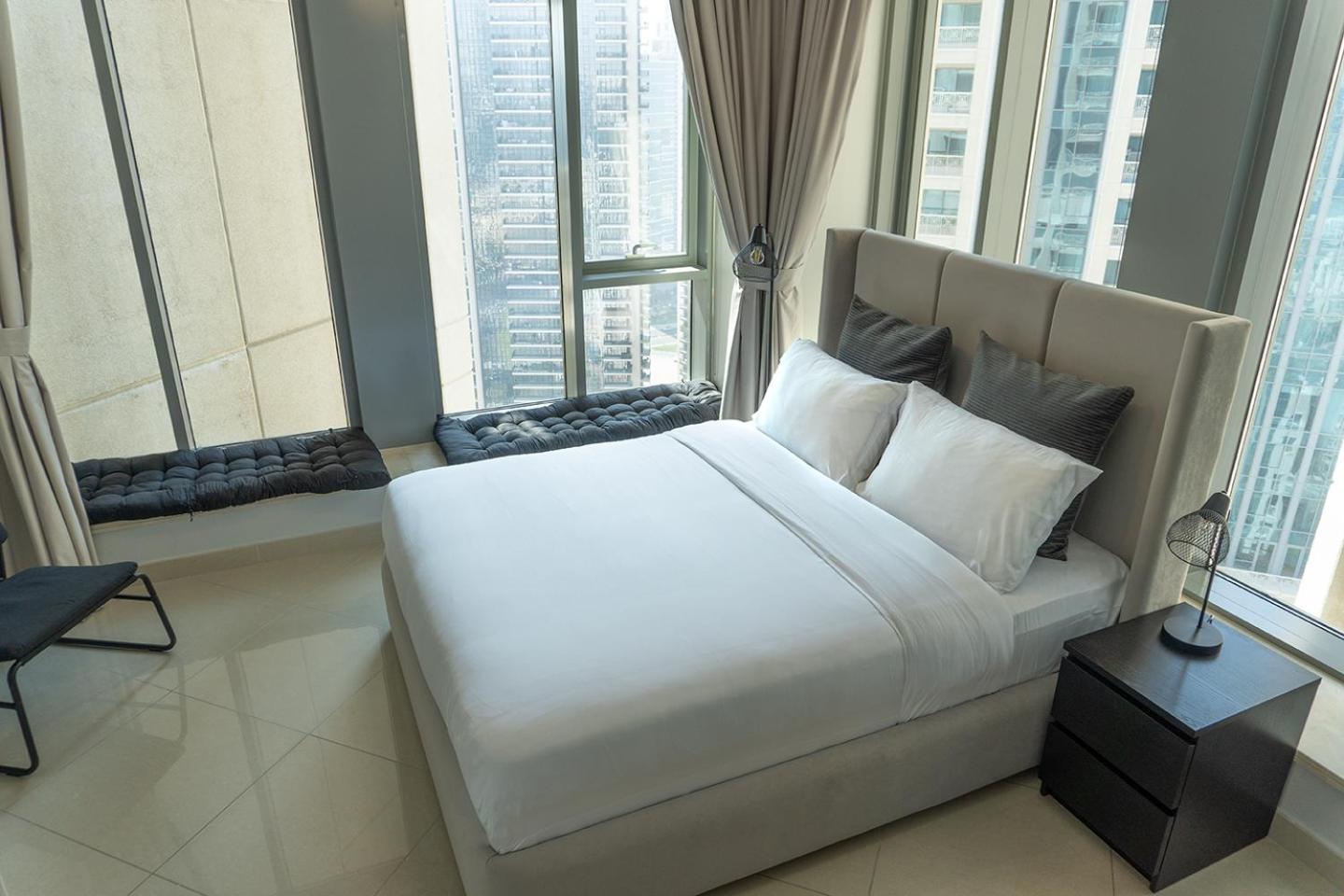 Downtown Oasis, Burj Khalifa Views, Luxury Amenities Appartement Dubai Buitenkant foto